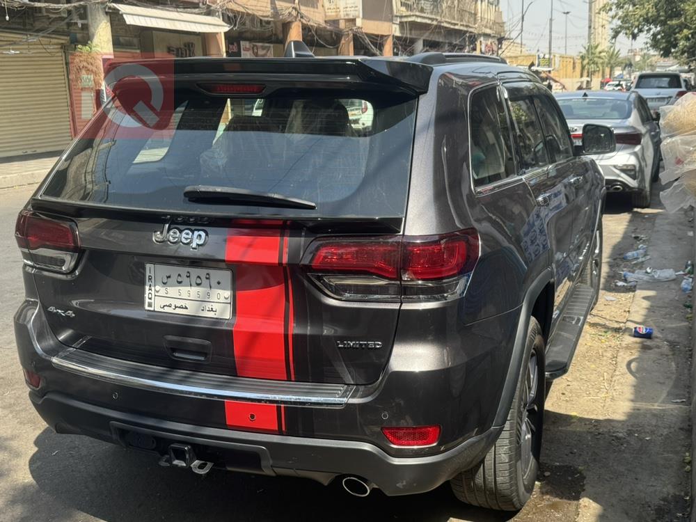 جیپ گراند شیرۆکی